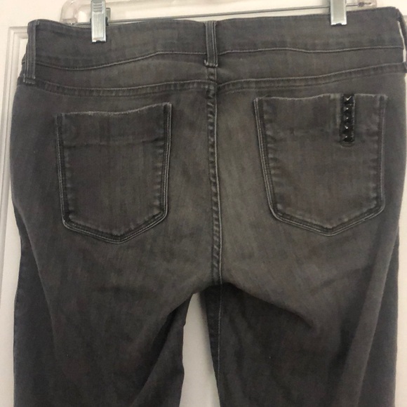 Black Orchid Skinny Jeans (Dark Gray) - Picture 3 of 4